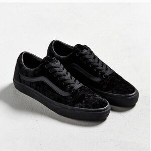 Vans Classic Black Velvet Old Skool Sneakers